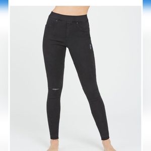 Spanx Black Distressed Skinny Denim, Size Small